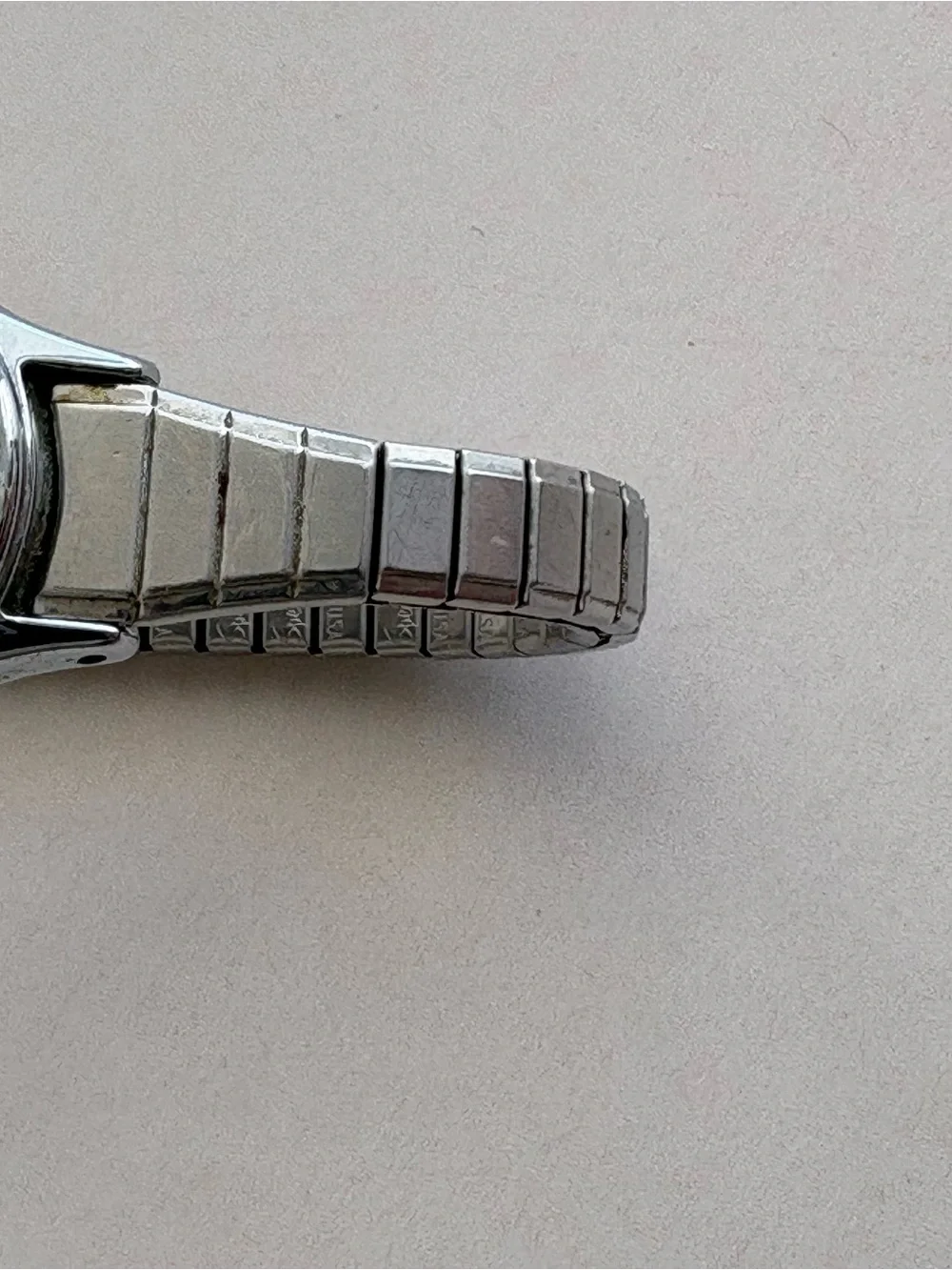 Vintage Women’s Timex Silver Tone bracelet Watch